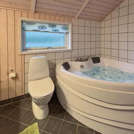 Koselig Hjem Med 3 Soverom I Hejls